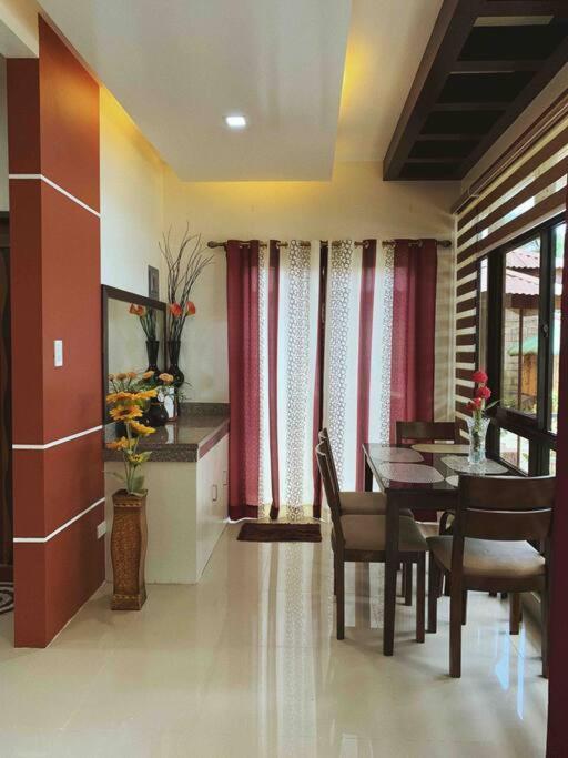 Beach Getaway Studio Villa In Lobo Ngoại thất bức ảnh